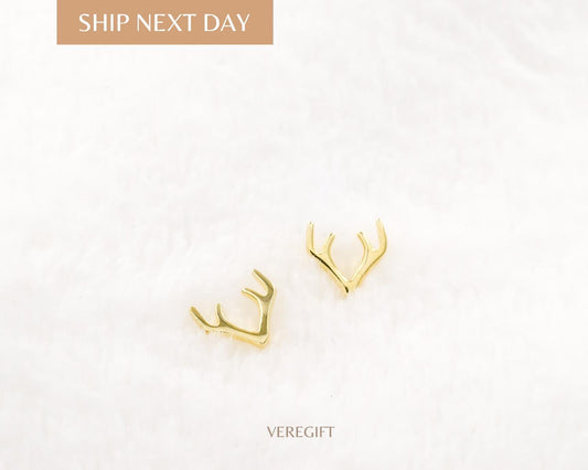 Christmas Deer Stud Earrings: 925 Sterling Silver, Gold Plated